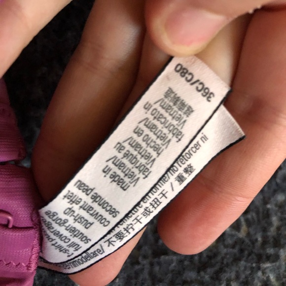 Bras - Picture 3 of 7